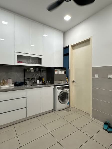 2-storey Terraced House for Sale in 16 Sierra (Puchong) - Sam Hee - Kitchen - PropertyGuru.com.my