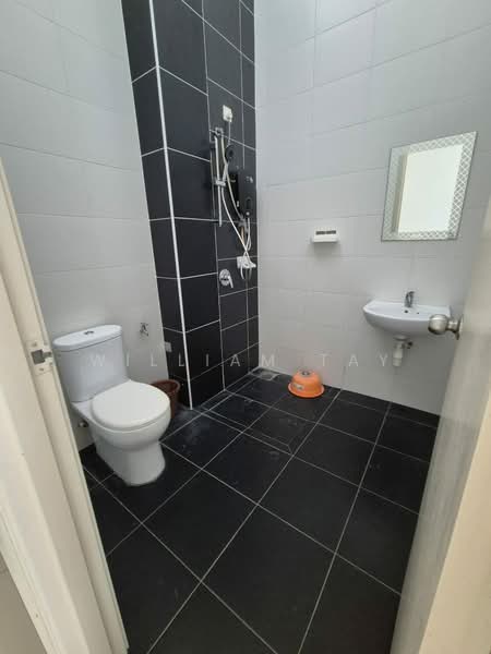 2-storey Terraced House for Sale in Setia Eco Cascadia (Tebrau) - William Tay - Bathroom - PropertyGuru.com.my