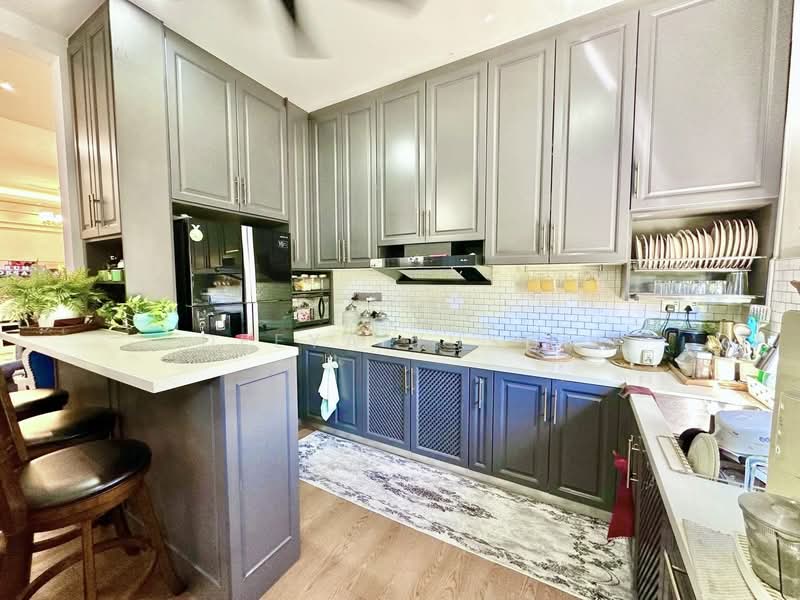 2-storey Terraced House for Sale in Shah Alam (Selangor) - Deeya Yusof - Kitchen - PropertyGuru.com.my