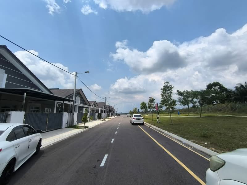 Parklands untuk Untuk Disewa - RM 1,000 /bulan, Mac 2026 - Exterior - PropertyGuru.com.my