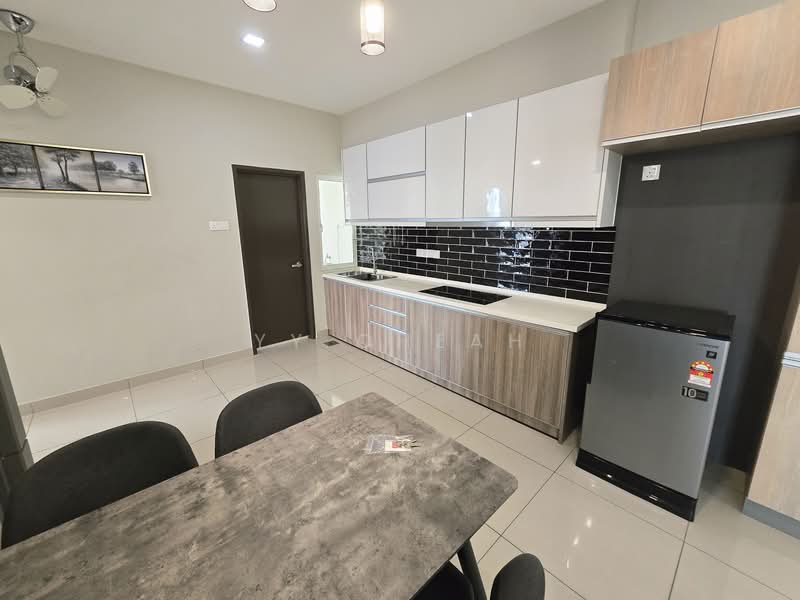 Condominium for Sale at The Majestic - YY Cheah - Kitchen - PropertyGuru.com.my