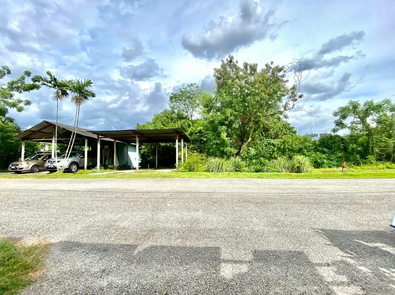 2-storey Terraced House for Sale in Seksyen 4 (Bangi) - Azli Ibrahim - Exterior - PropertyGuru.com.my