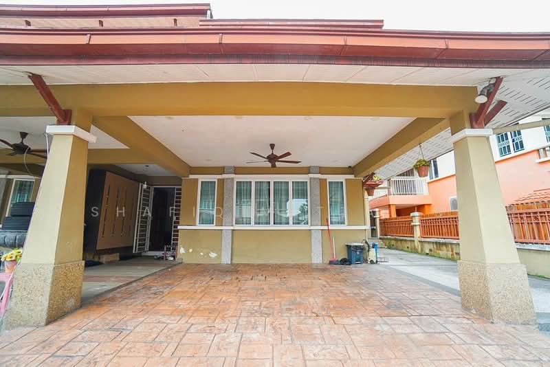 Semi-Detached House for Sale in Batu Caves (Selangor) - Shafiq Muttalib - Exterior - PropertyGuru.com.my