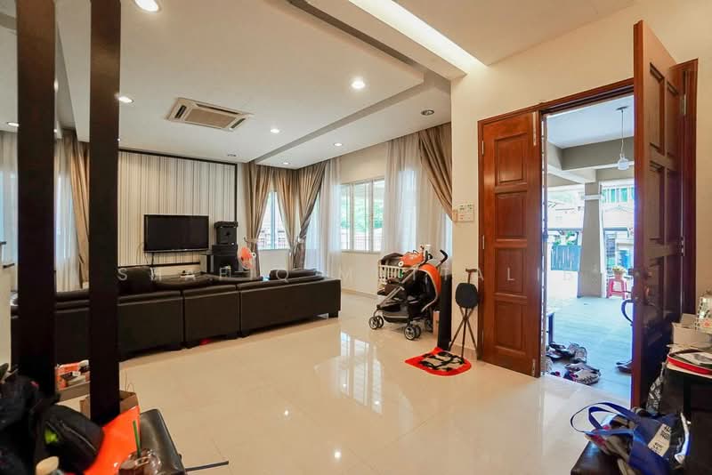 Semi-Detached House for Sale in Batu Caves (Selangor) - Shafiq Muttalib - Living Room - PropertyGuru.com.my