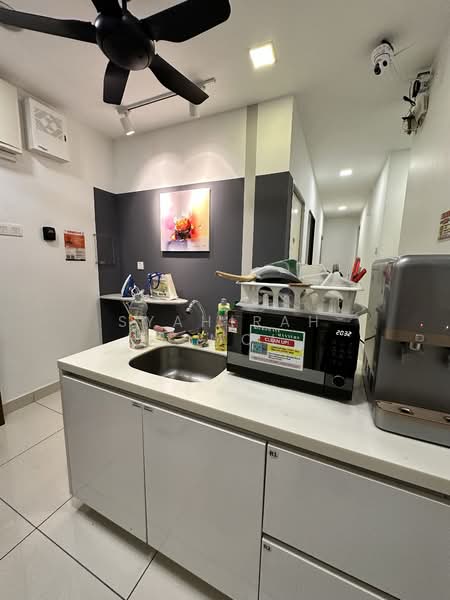 H2O Residences untuk Untuk Dijual - RM 550,000, Mac 2026 - Kitchen - PropertyGuru.com.my