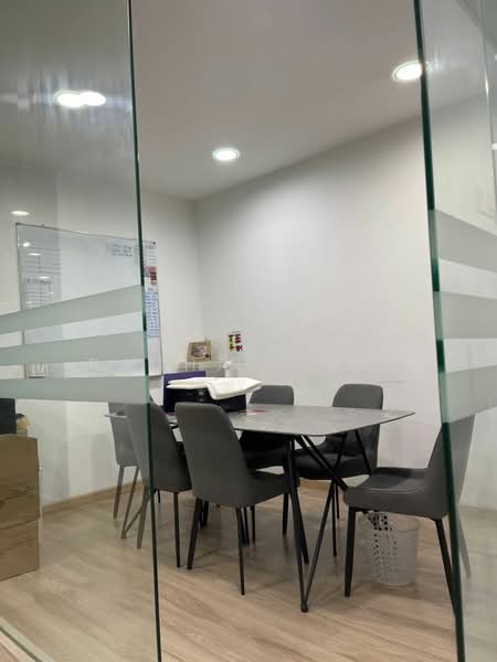 Shop / Office for Rent in Bandar Puteri Puchong (Puchong) - Rachael Lee - Interior - PropertyGuru.com.my