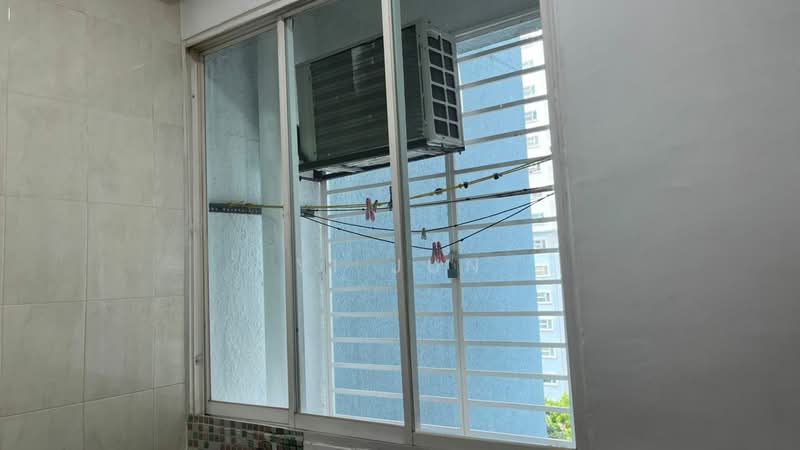 Desa Impiana untuk Untuk Disewa - RM 1,400 /bulan, Apr 2026 - Balcony - PropertyGuru.com.my