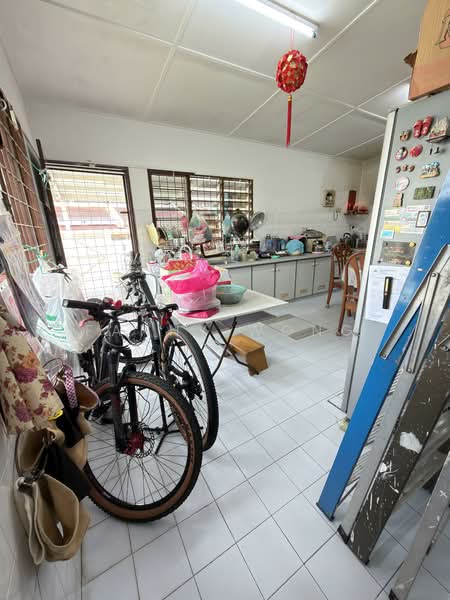 Single storey terrace house Lintang Sungai Ara untuk Untuk Dijual - RM 1,790,000, Mac 2026 - Kitchen - PropertyGuru.com.my