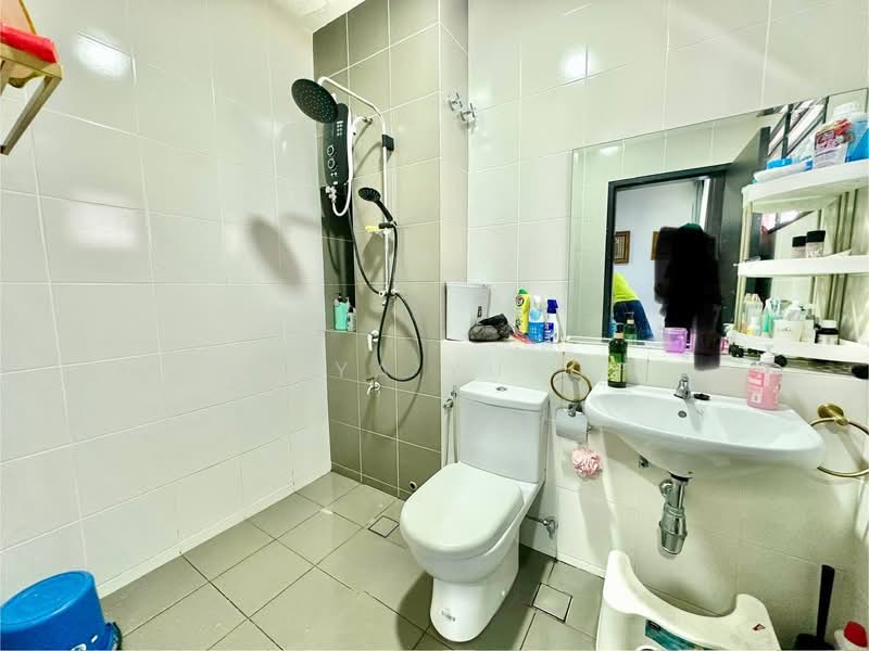 Bandar Bukit Raja : Lyra untuk Untuk Dijual - RM 700,000, Mac 2026 - Bathroom - PropertyGuru.com.my