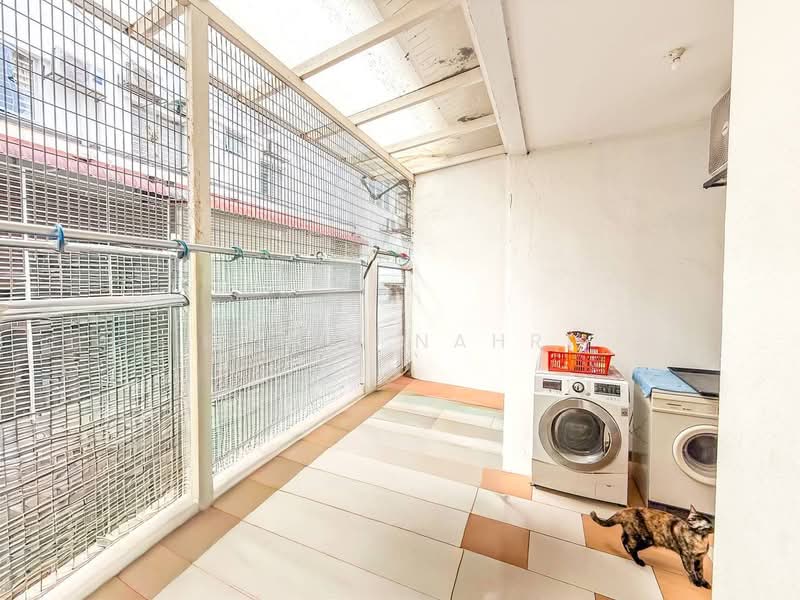 Seri Wirani 8 untuk Untuk Dijual - RM 620,000, Mac 2026 - Balcony - PropertyGuru.com.my