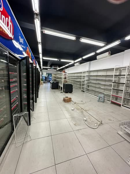 Shop for Rent in Bandar Puteri Puchong (Puchong) - Shirlee Toh - Interior - PropertyGuru.com.my