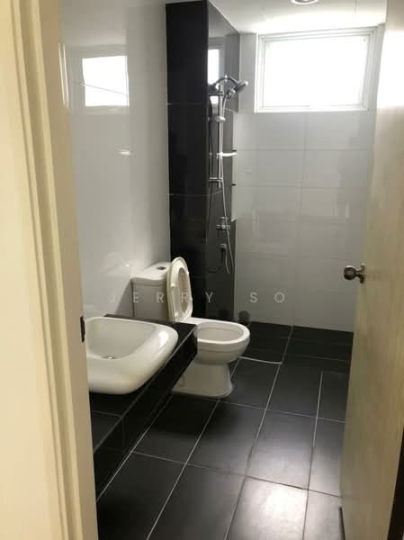 The Clovers untuk Untuk Disewa - RM 1,800 /bulan, Mac 2026 - Bathroom - PropertyGuru.com.my