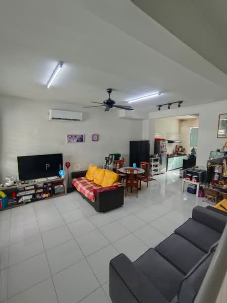 2-storey Terraced House for Sale in Setia Eco Village (Gelang Patah) - Phoebe Foo - Living Room - PropertyGuru.com.my