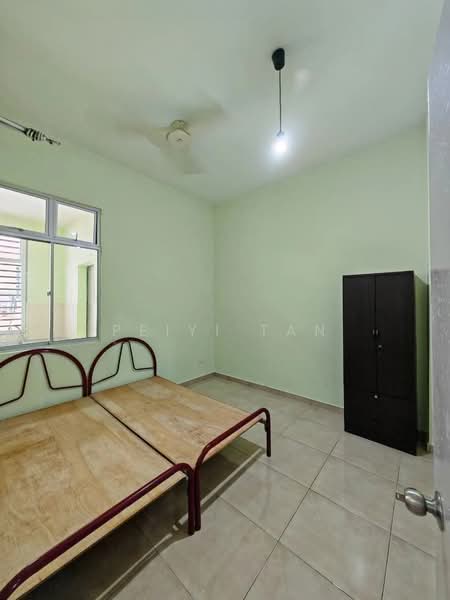 2-storey Terraced House for Sale in Taman Nusa Sentral (Iskandar Puteri (Nusajaya)) - PeiYi Tan - Bedroom - PropertyGuru.com.my