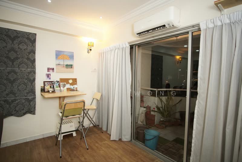 Meadow Park 2 untuk Untuk Dijual - RM 340,000, Apr 2026 - Balcony - PropertyGuru.com.my