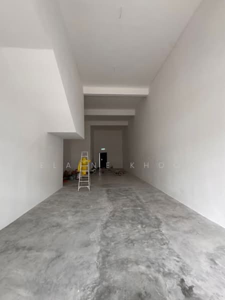 For Rent - 2 STOREY CORNER SHOP KLANG BANDAR BUKIT TINGGI BATU NILAM