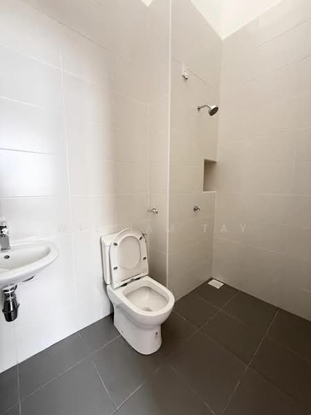 Cluster House for Sale in Iskandar Puteri (Nusajaya) (Johor) - William Tay - Bathroom - PropertyGuru.com.my