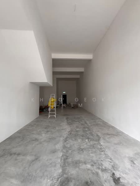Shop for Rent in Bandar Bukit Tinggi (Klang) - KHOO GEOK SHIM - Interior - PropertyGuru.com.my