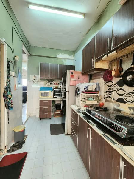Taman Kosas untuk Untuk Dijual - RM 550,000, Mac 2026 - Kitchen - PropertyGuru.com.my