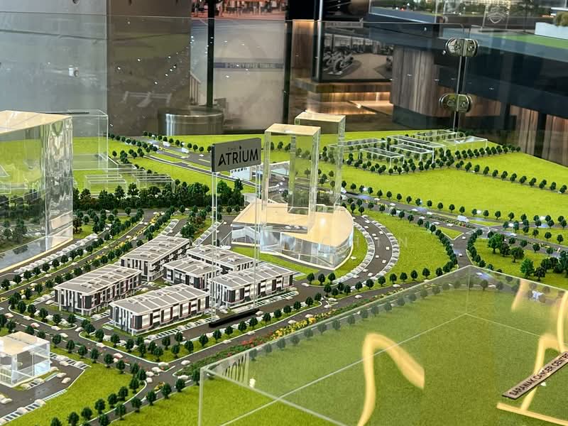 Shop for Sale in Kuching (Sarawak) - Jimmyy Chin - Exterior - PropertyGuru.com.my