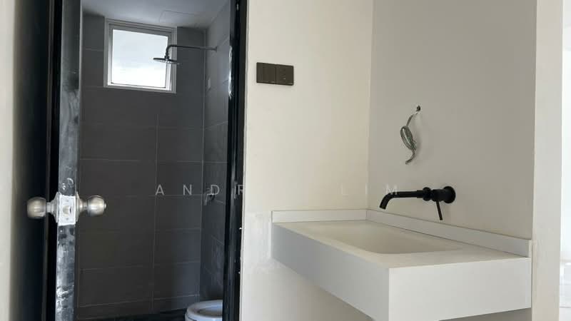 Kondominium untuk Dijual di Emerald Residence - Andrew Lim - Bathroom - PropertyGuru.com.my