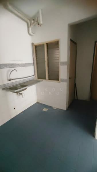 Sri Anggerik 2 untuk Untuk Dijual - RM 249,000, Mac 2026 - Kitchen - PropertyGuru.com.my