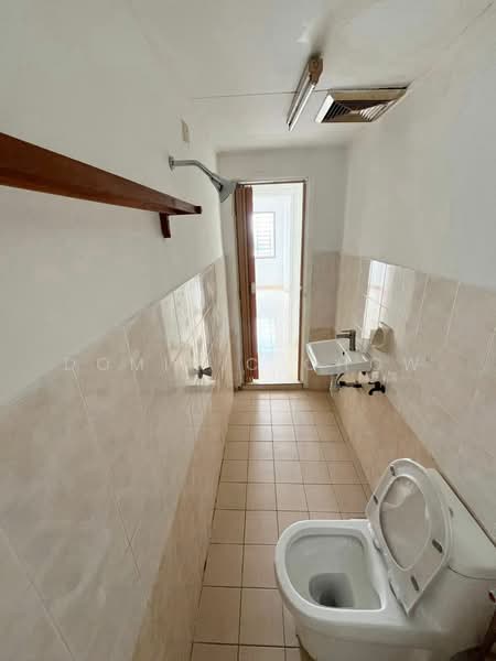 Apartment for Rent at Bayu Puteri 3 - Dominic Chow - Bathroom - PropertyGuru.com.my