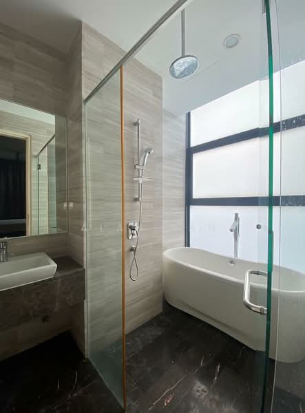 Mirage Residence untuk Untuk Dijual - RM 1,220,000, Mac 2026 - Bathroom - PropertyGuru.com.my