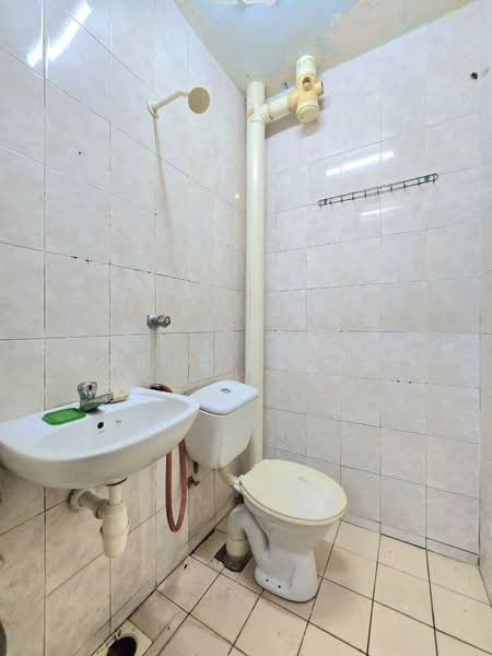 Dahlia untuk Untuk Dijual - RM 160,000, Mac 2026 - Bathroom - PropertyGuru.com.my