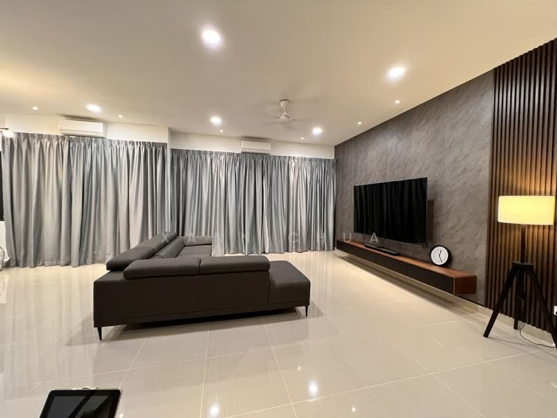 Semi-Detached House for Sale in Seri Kembangan (Selangor) - Xann Chua - Living Room - PropertyGuru.com.my