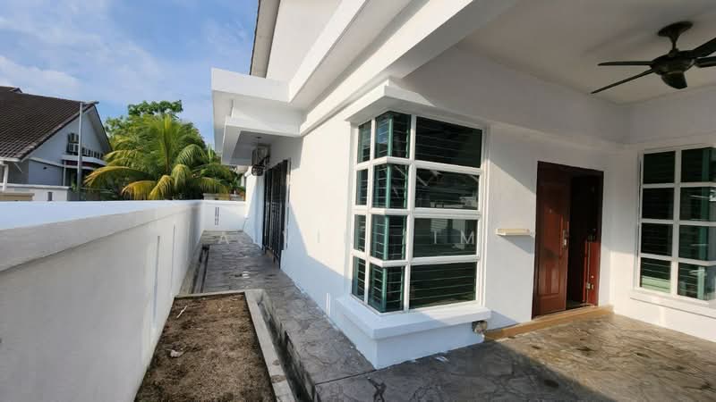 Alam Nusantara untuk Untuk Disewa - RM 2,300 /bulan, Mac 2026 - Exterior - PropertyGuru.com.my