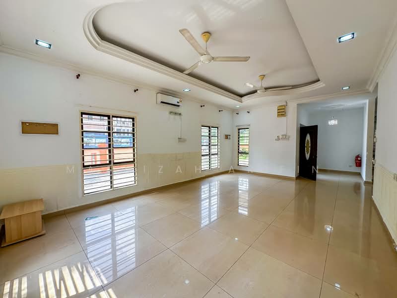 Taman Desa Impian Kajang untuk Untuk Dijual - RM 1,200,000, Mac 2026 - Living Room - PropertyGuru.com.my
