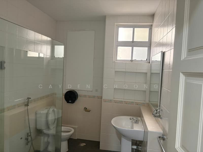 Shop / Office for Rent in Pulau Tikus (Penang) - Cayden Choong - Bathroom - PropertyGuru.com.my