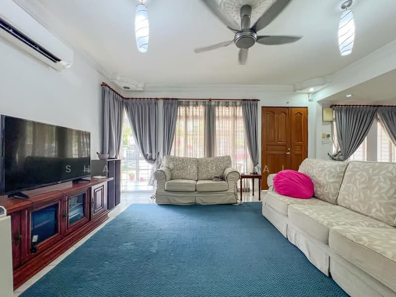 Semi-Detached House for Sale in Bandar Baru Bangi (Selangor) - Shafiq Muttalib - Living Room - PropertyGuru.com.my
