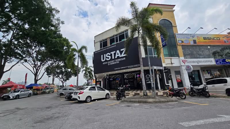 Shop for Rent in Taman Pelangi Semenyih (Semenyih) - Sharon Khong - Exterior - PropertyGuru.com.my