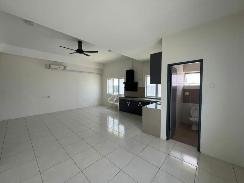 Ipoh botani gated guarded partial furnished upper unit townhouse for rent untuk Untuk Disewa - RM 1,500 /bulan, Mac 2026 - Living Room - PropertyGuru.com.my
