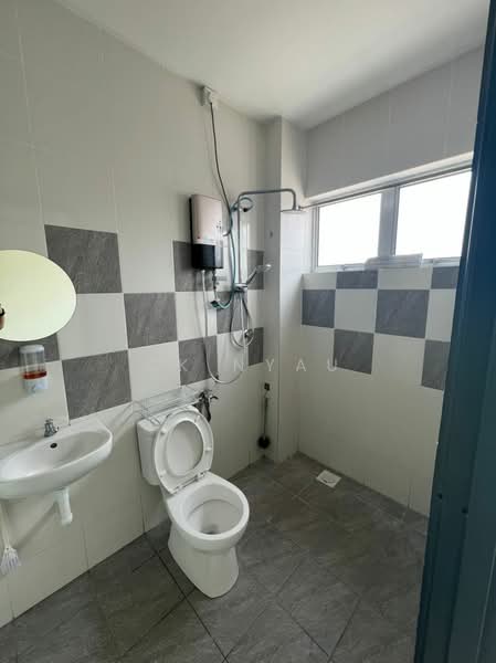 Ipoh botani gated guarded partial furnished upper unit townhouse for rent untuk Untuk Disewa - RM 1,500 /bulan, Mac 2026 - PropertyGuru.com.my