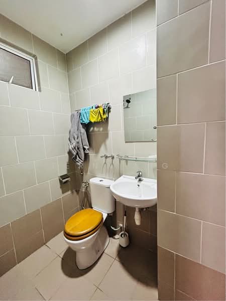 Service Residence for Sale at Windsor Tower - Fernn Ang - Bathroom - PropertyGuru.com.my