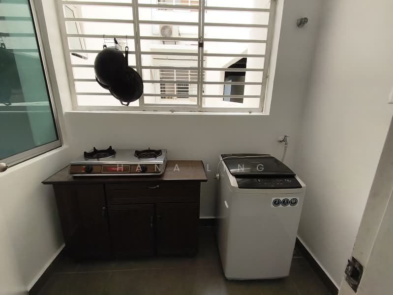 Service Residence for Rent at Savanna Executive Suite @ Southville City - Hana Ling - Kitchen - PropertyGuru.com.my