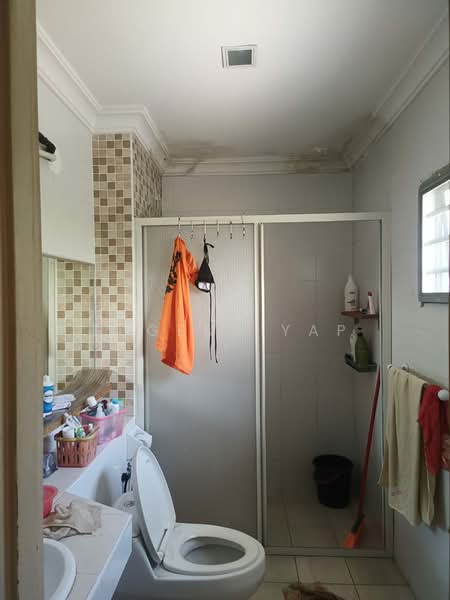 2-storey Terraced House for Sale in Putra Heights (Subang Jaya) - Eugene Yap - Bathroom - PropertyGuru.com.my