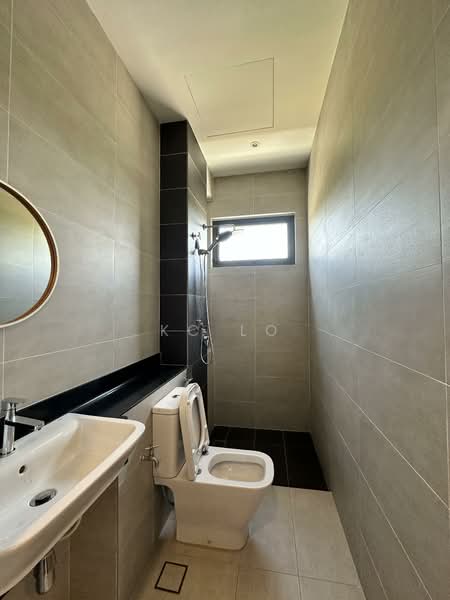 Semi-Detached House for Sale in Bukit Kepayang (Negeri Sembilan) - KC Lo - Bathroom - PropertyGuru.com.my