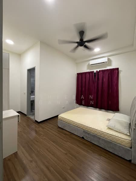 Embayu untuk Untuk Disewa - RM 2,400 /bulan, Mac 2026 - Bedroom - PropertyGuru.com.my