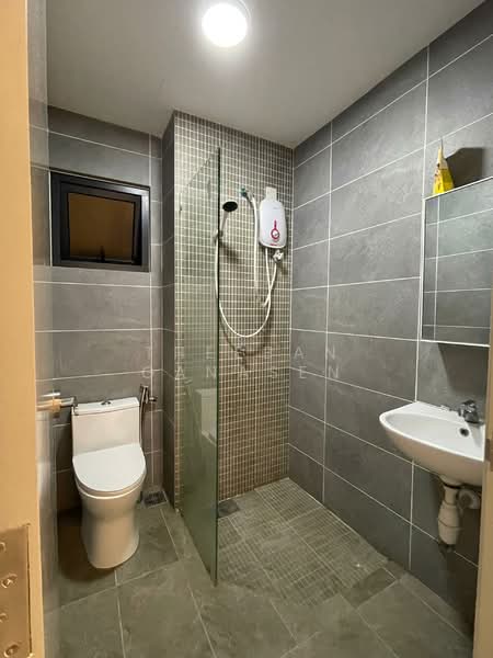 Embayu untuk Untuk Disewa - RM 2,400 /bulan, Mac 2026 - Bathroom - PropertyGuru.com.my