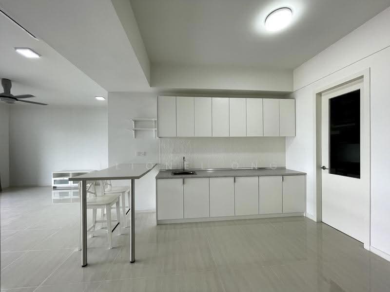 Dry Kitchen