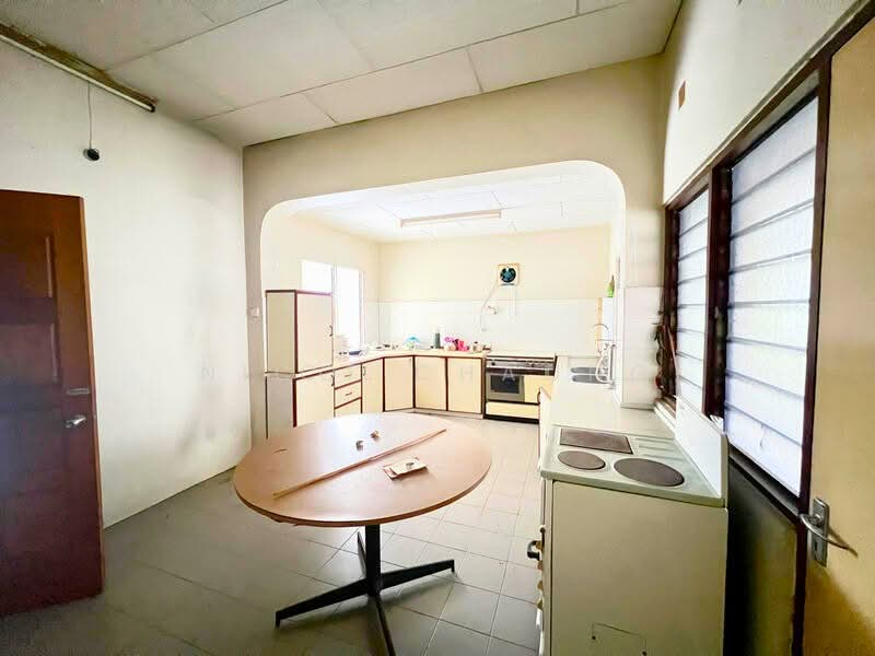Semi-Detached House for Sale in Island Park (Jelutong) - CT CHAI - Kitchen - PropertyGuru.com.my