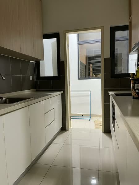 Condominium for Sale at Lakeville Residence - Nic Low - Kitchen - PropertyGuru.com.my