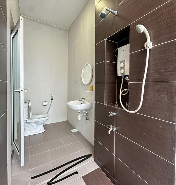 The Seed Taman Sutera Utama untuk Untuk Disewa - RM 2,500 /bulan, Mac 2026 - Bathroom - PropertyGuru.com.my