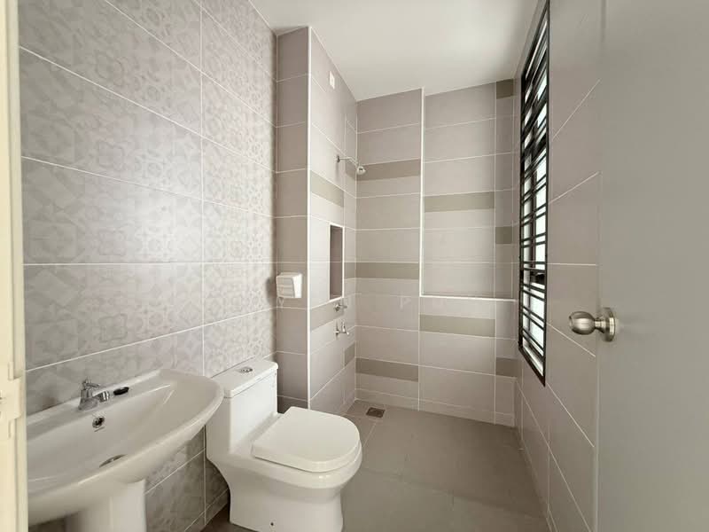 Rini Homes 7 untuk Untuk Dijual - RM 799,000, Apr 2026 - Bathroom - PropertyGuru.com.my