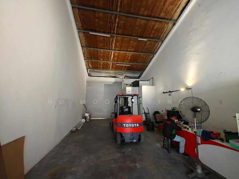 Factory for Rent in Bandar Sri Damansara (Selangor) - Ng Moon Tsing - Interior - PropertyGuru.com.my