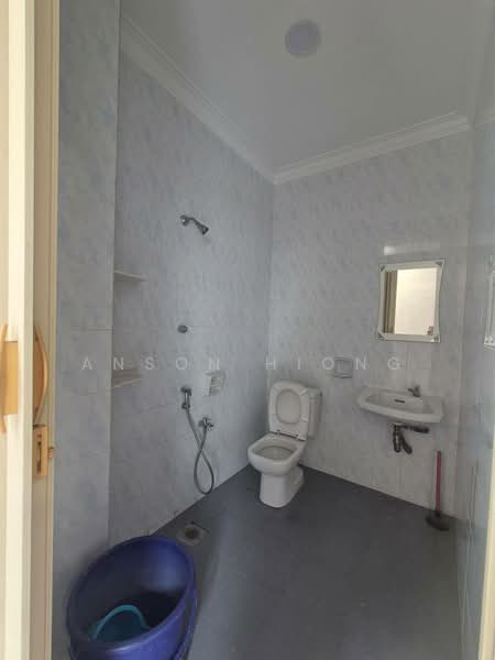 Jalan Kemajuan Taman Universiti untuk Untuk Dijual - RM 668,000, Mac 2026 - Bathroom - PropertyGuru.com.my